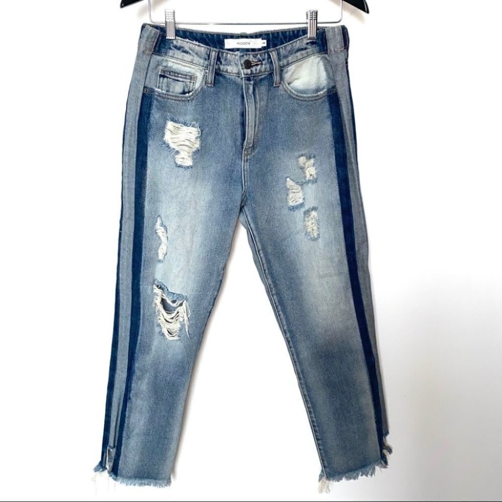 Hidden Distressed Two-Toned‎ High-Waist Jeans